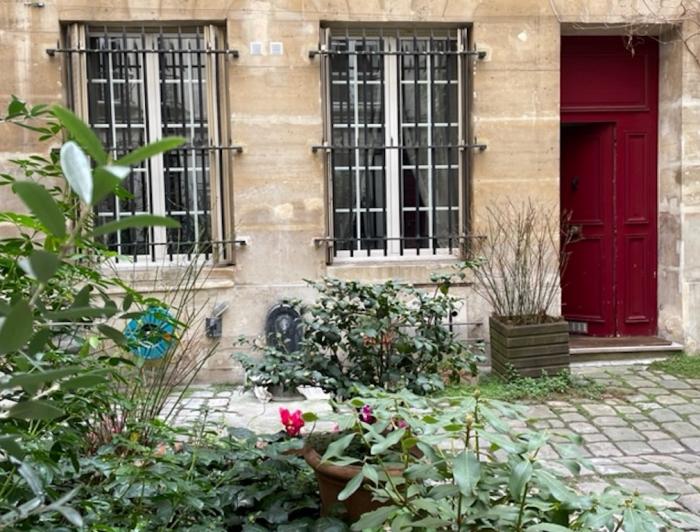 Michel Le Comte Paris Le Marais