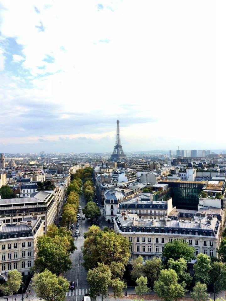 http://www.rentparis.com/fr/appartements/rentparis-61-arc-de-triomphe-de-etoile-12-rue-armaille-75017-paris.html http://www.rentparis.com/fr/appartements/rentparis-61-arc-de-triomphe-de-etoile-12-rue-armaille-75017-paris.html