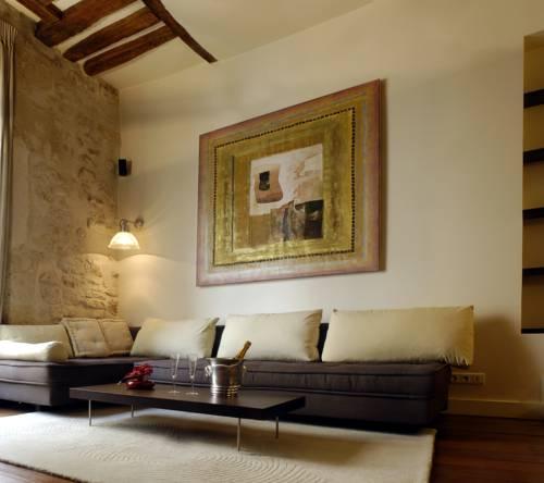 Apartment Paris 3ème